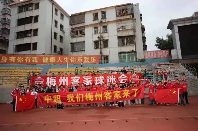 国产美女av在线