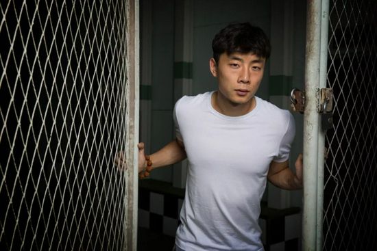 白洁被五个人玩一夜